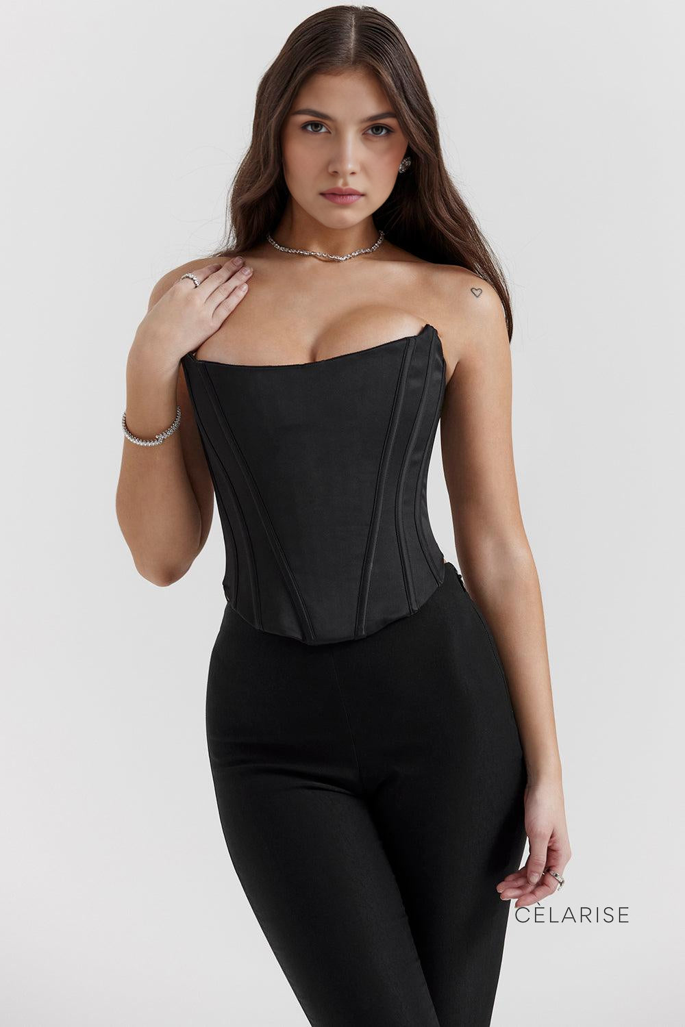 Celarise Lelani Saten Straplez Korse | 757 | 758 | 759 | 760