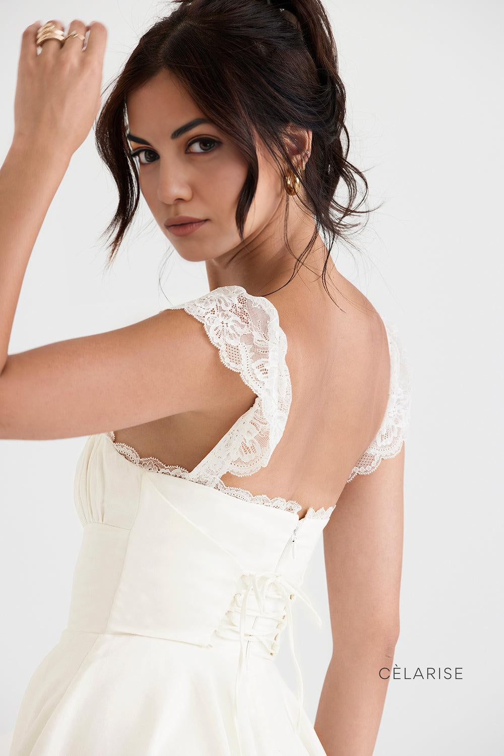 Celarise Liza Dantel Kollu Bustiyer Elbise | 2537 | 2538 | 2539 | 2540 | 2541