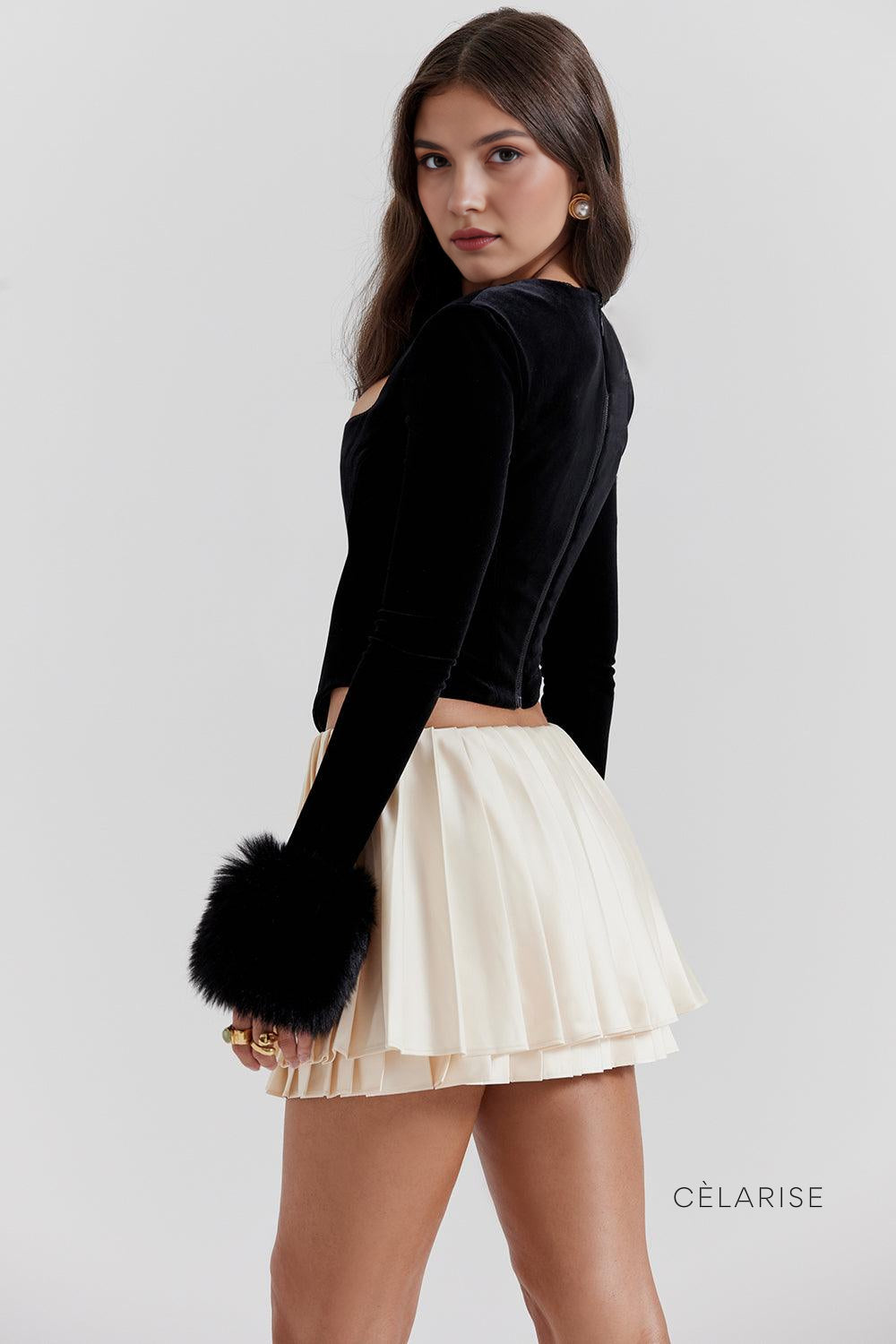 Celarise Miryam Kadife Kurk Detayli Korse | 785 | 786 | 787 | 788